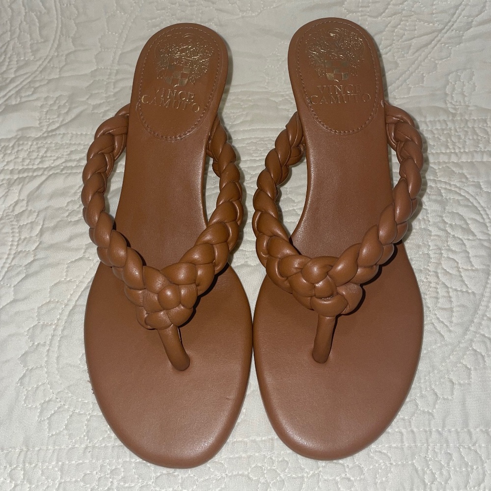 Vince. Camaro Camel Cognac Braided Thong Flip Flop Heels 6M